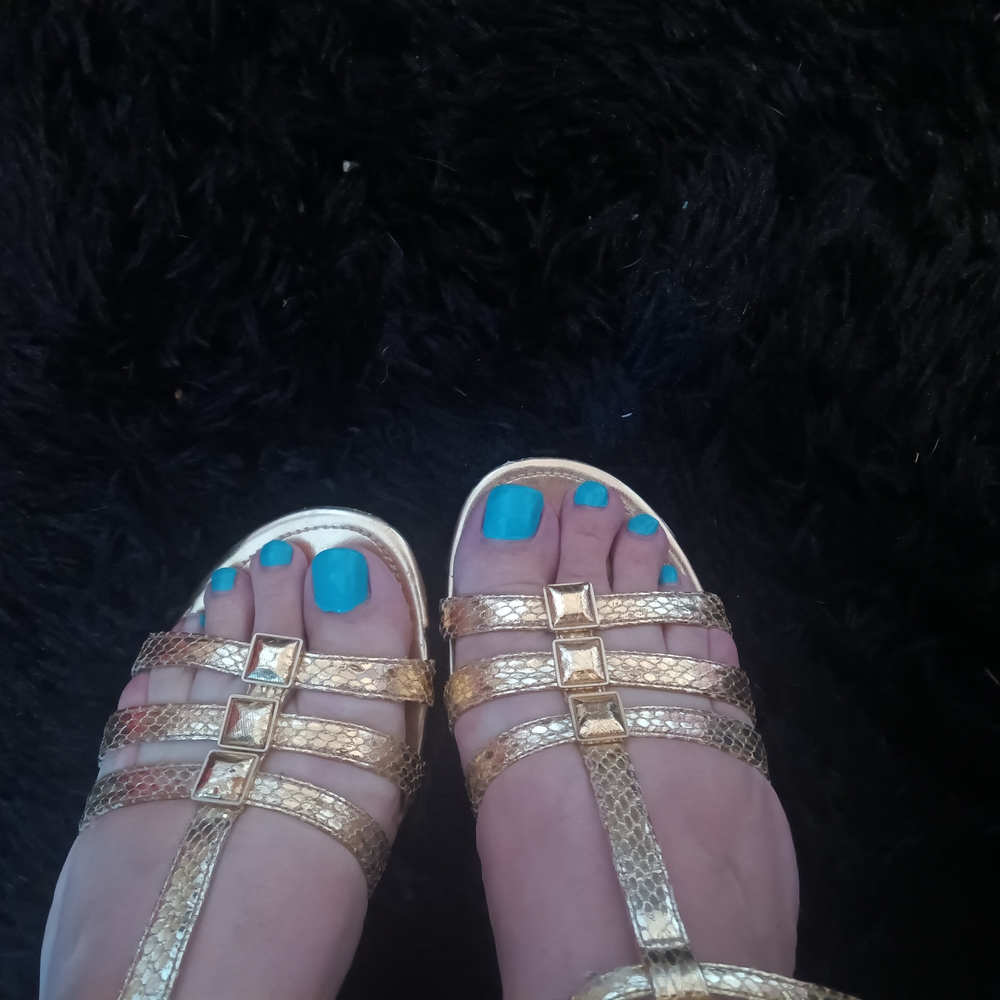 Enzo Angiolini Gold Sandals Elegant Metallic Straps - Picture 3 of 4